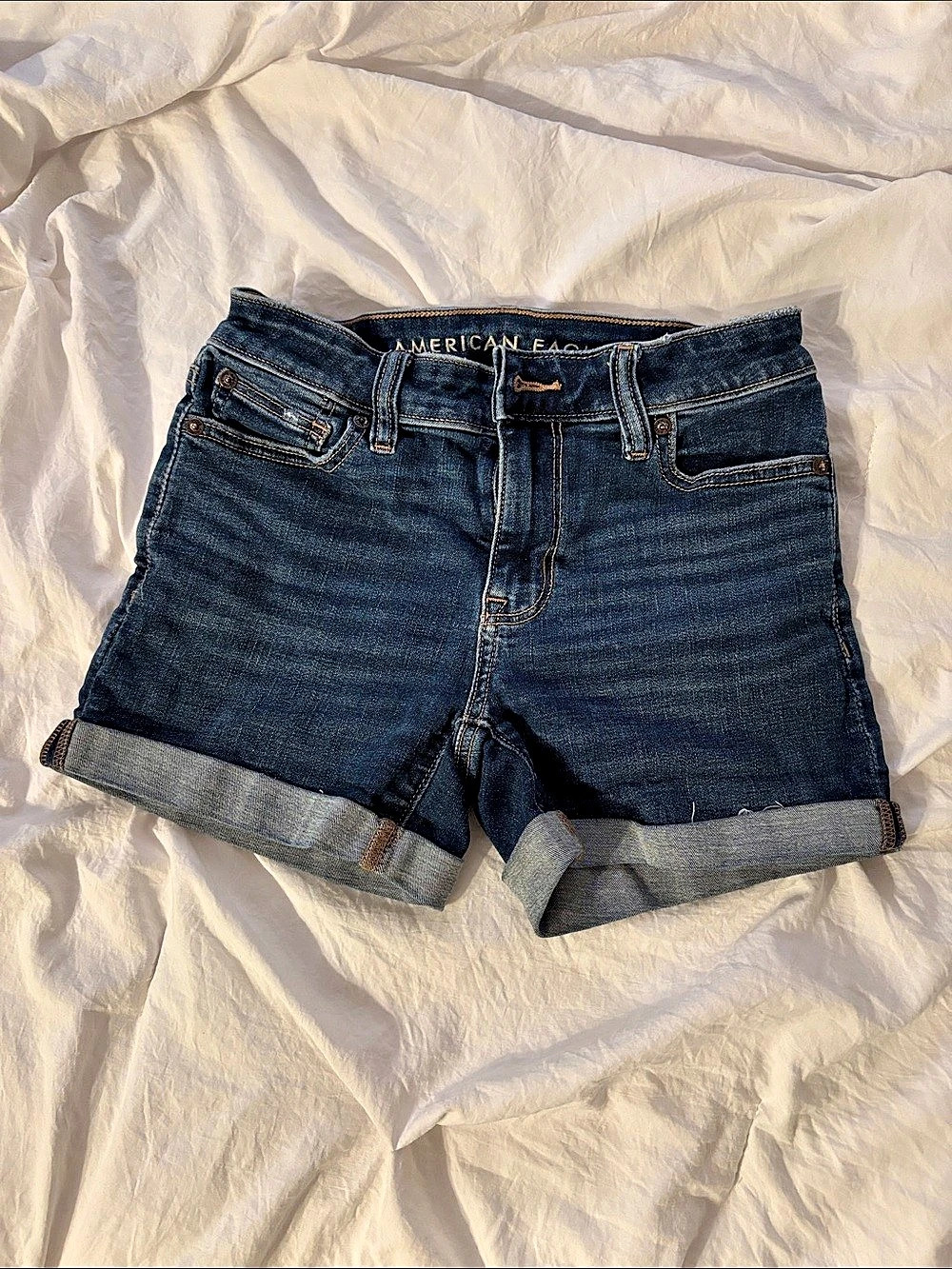 American Eagle Midi Denim Shorts Blue Size 0